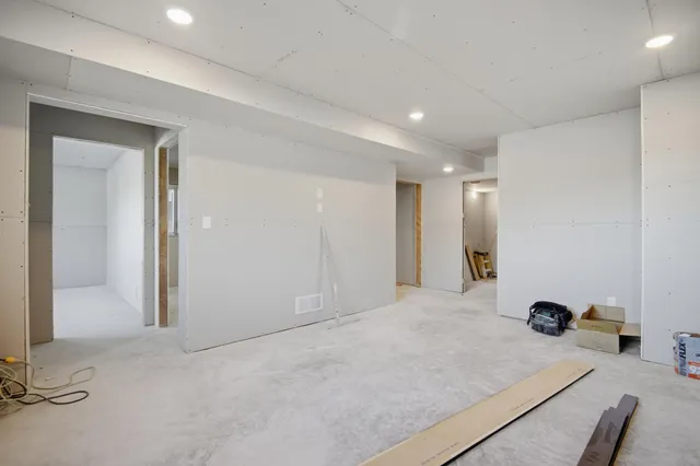 $559,000 | 1801 13th Avenue Northeast, Austin, MN 55912