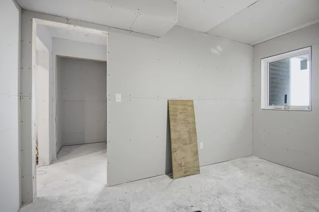 $559,000 | 1801 13th Avenue Northeast, Austin, MN 55912