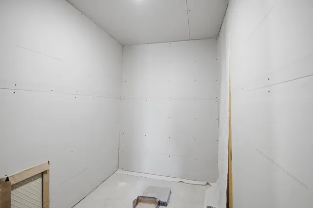 $559,000 | 1801 13th Avenue Northeast, Austin, MN 55912