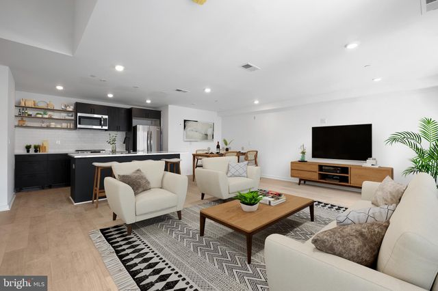 $625,000 | 1306 North Orianna Street, Unit D, Philadelphia, PA 19122