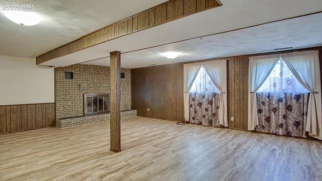 4523 Ridgeglen Road Colorado Springs, CO 80918 - Photo 23 of 36