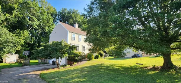 $1,895 | 5716 Spice Meadow Lane, Winston-Salem, NC 27106