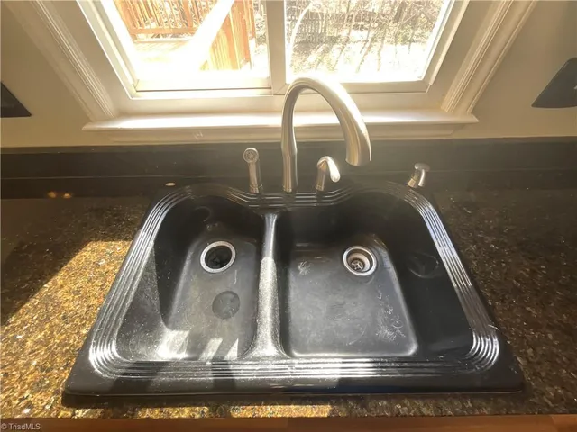 $1,995 | 5716 Spice Meadow Lane, Winston-Salem, NC 27106