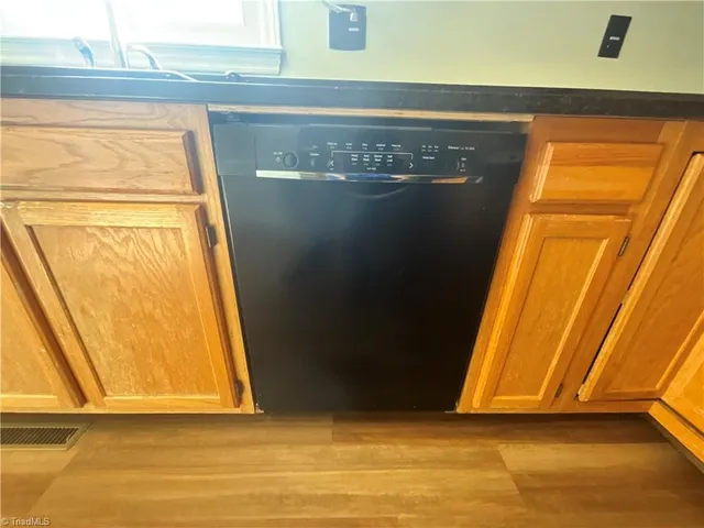 $1,995 | 5716 Spice Meadow Lane, Winston-Salem, NC 27106