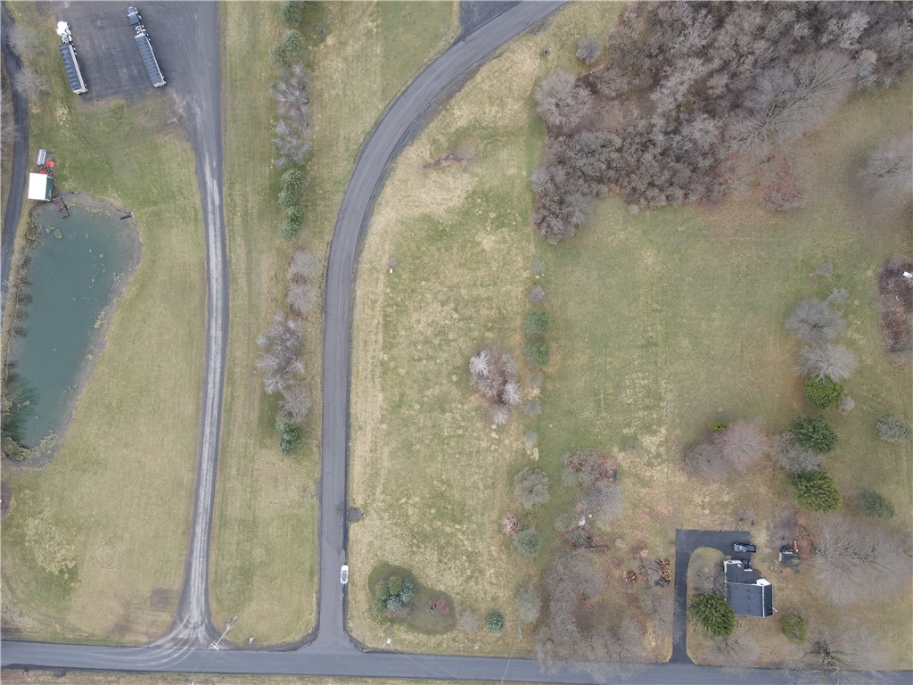 20 Hidden Greens Road Brutus, NY 13166 - Photo 2 of 5