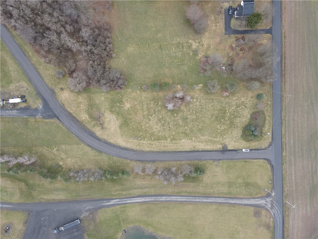 20 Hidden Greens Road Brutus, NY 13166 - Photo 3 of 5