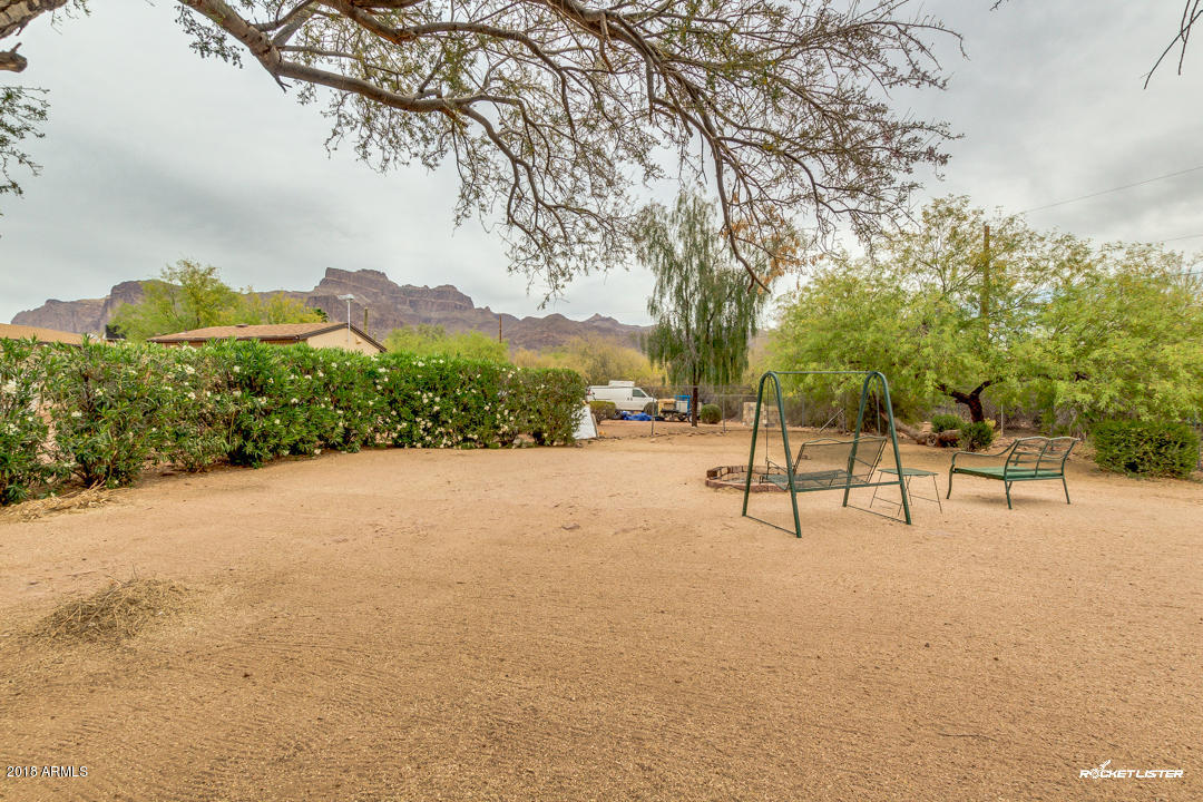 603 South Prospectors Road Apache Junction, AZ 85119 - Photo 29 of 34 29-Prospectors