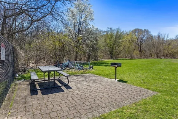 $2,250 | 23 Westgate Road, Unit 4, Boston, MA 02467