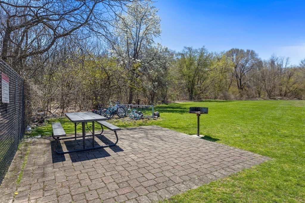 23 Westgate Road, Unit 4 Boston, MA 02467 - Photo 15 of 18