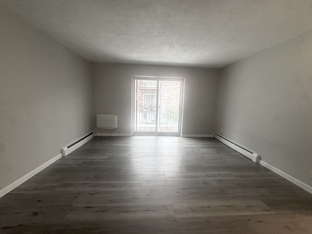 23 Westgate Road, Unit 4 Boston, MA 02467 - Photo 4 of 18