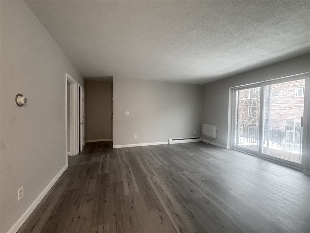 23 Westgate Road, Unit 4 Boston, MA 02467 - Photo 6 of 18