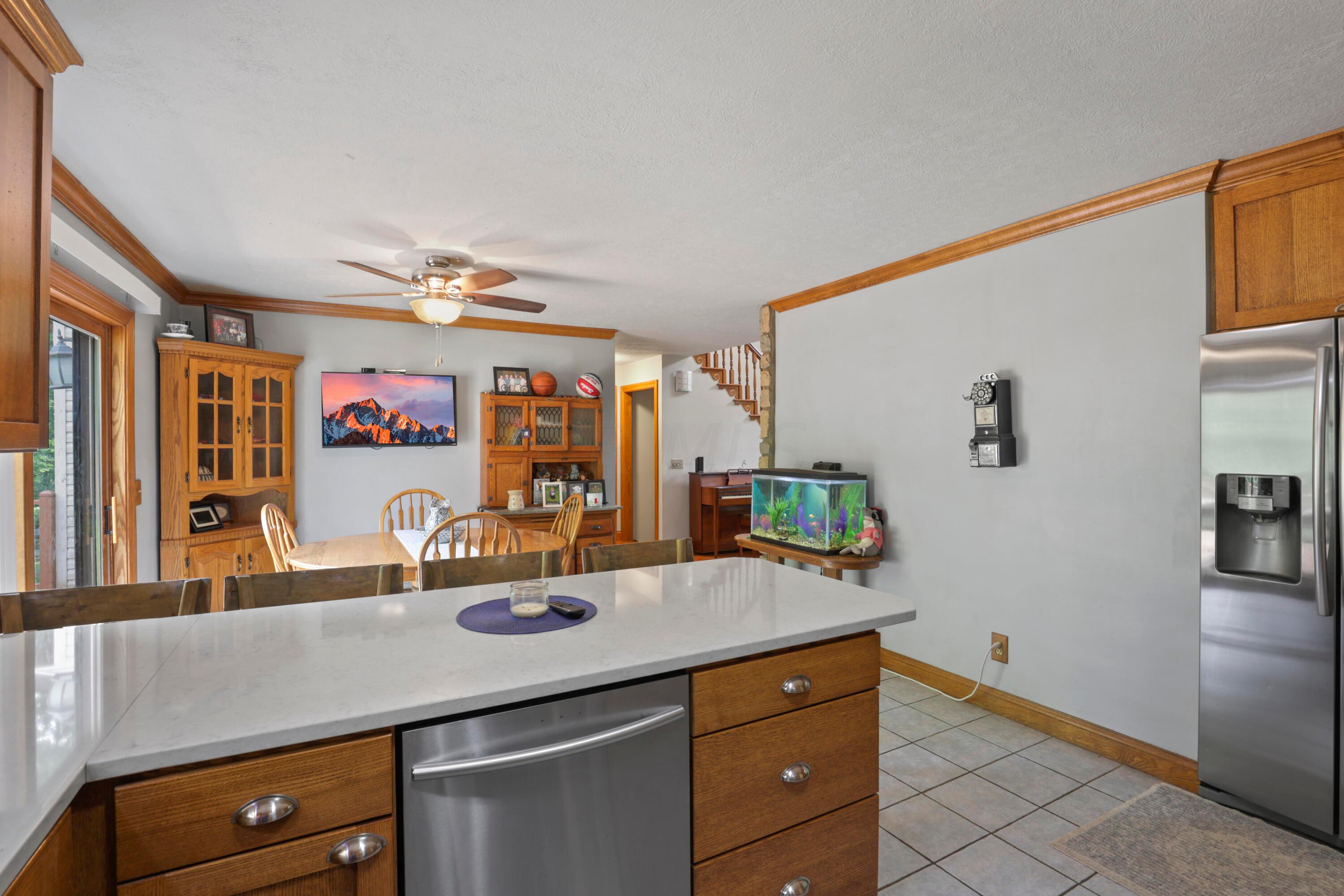 7610 Beecher Road Southwest Pataskala, OH 43062 - Photo 20 of 53 Kitchen to Din Area