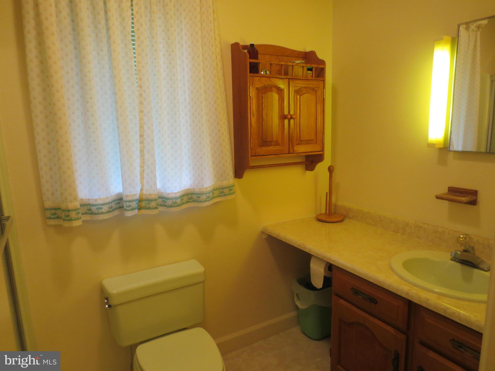 1512 Rolling Road Bel Air, MD 21014 - Photo 14 of 30 Bath (Master)