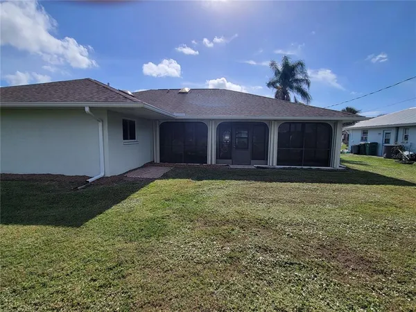 $3,300 | 9400 New Martinsville Avenue, Englewood, FL 34224
