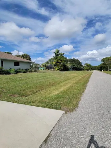 $3,300 | 9400 New Martinsville Avenue, Englewood, FL 34224
