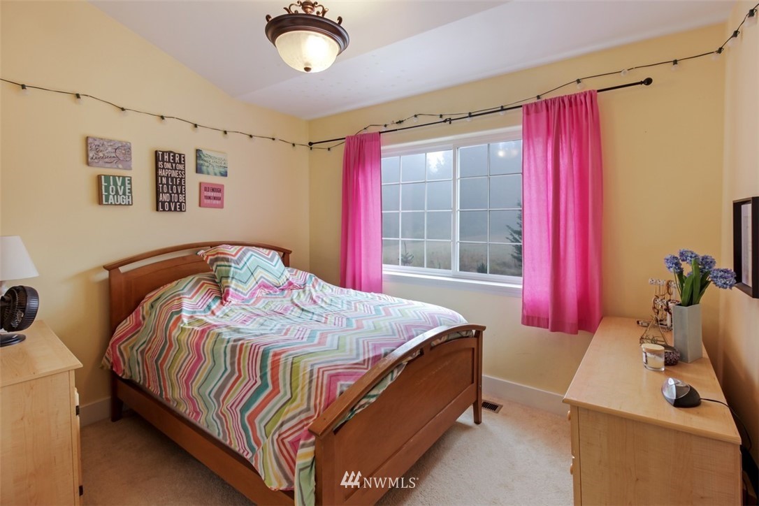 14326 Nevers Road Snohomish, WA 98290 - Photo 14 of 19 Gallery Image 14