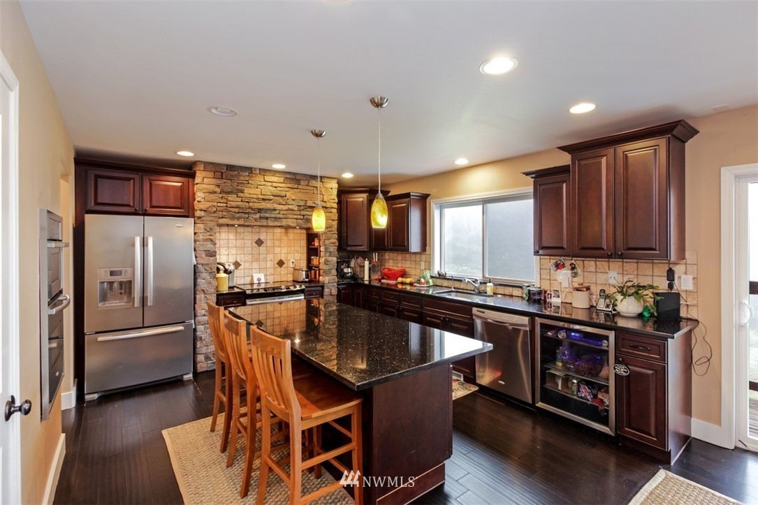 14326 Nevers Road Snohomish, WA 98290 - Photo 4 of 19 Gallery Image 4