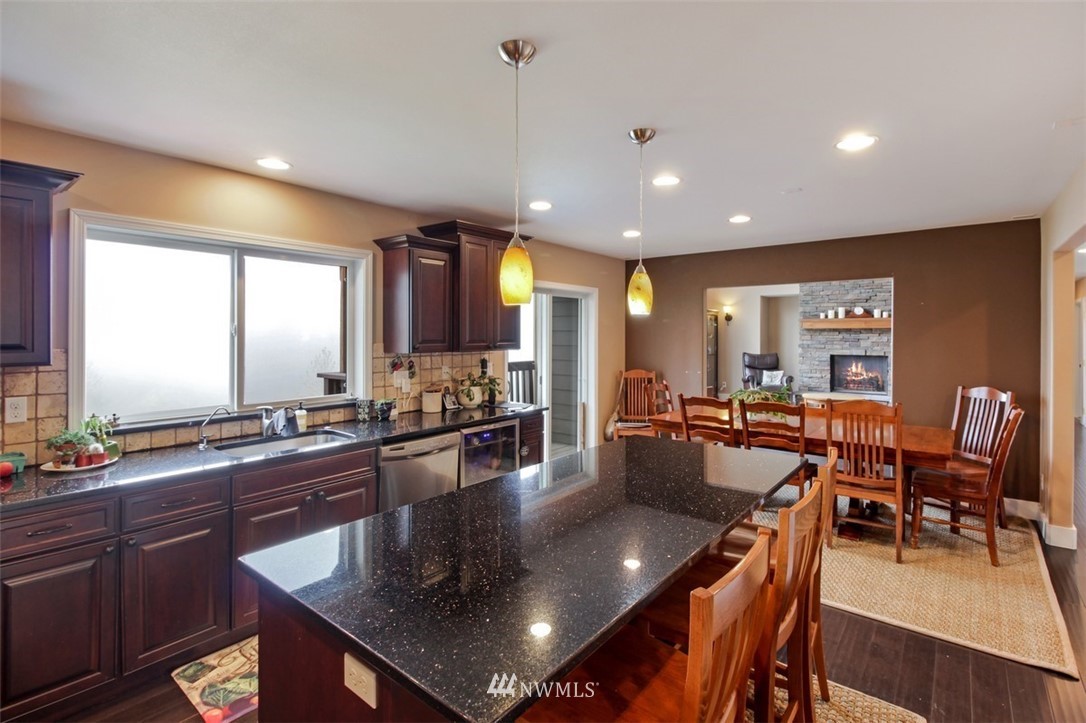 14326 Nevers Road Snohomish, WA 98290 - Photo 5 of 19 Gallery Image 5