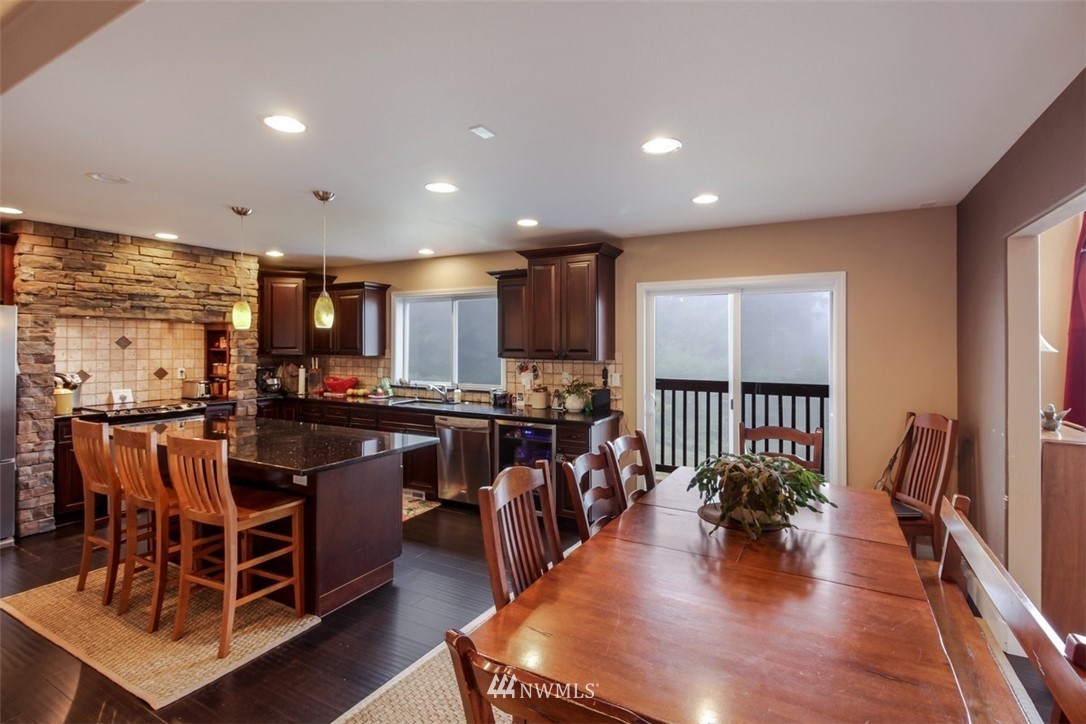 14326 Nevers Road Snohomish, WA 98290 - Photo 6 of 19 Gallery Image 6