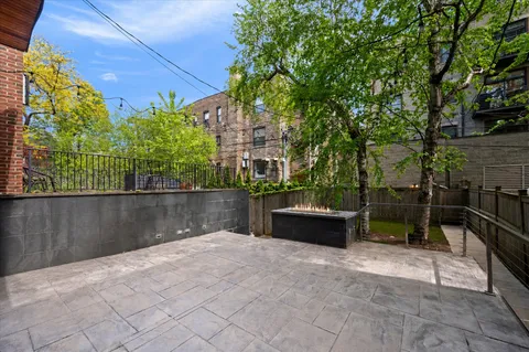 $2,500,000 | 2901 North Burling Street, Chicago, IL 60657