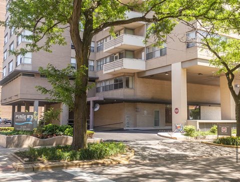 6301 North Sheridan Road, Unit 24J Chicago, IL 60660 - Photo 4 of 15 Gallery Image 4
