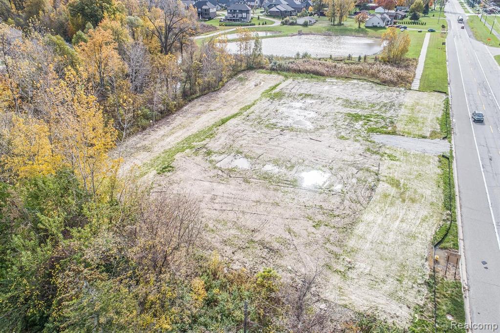 50394 Card Road Macomb, MI 48044 - Photo 9 of 14