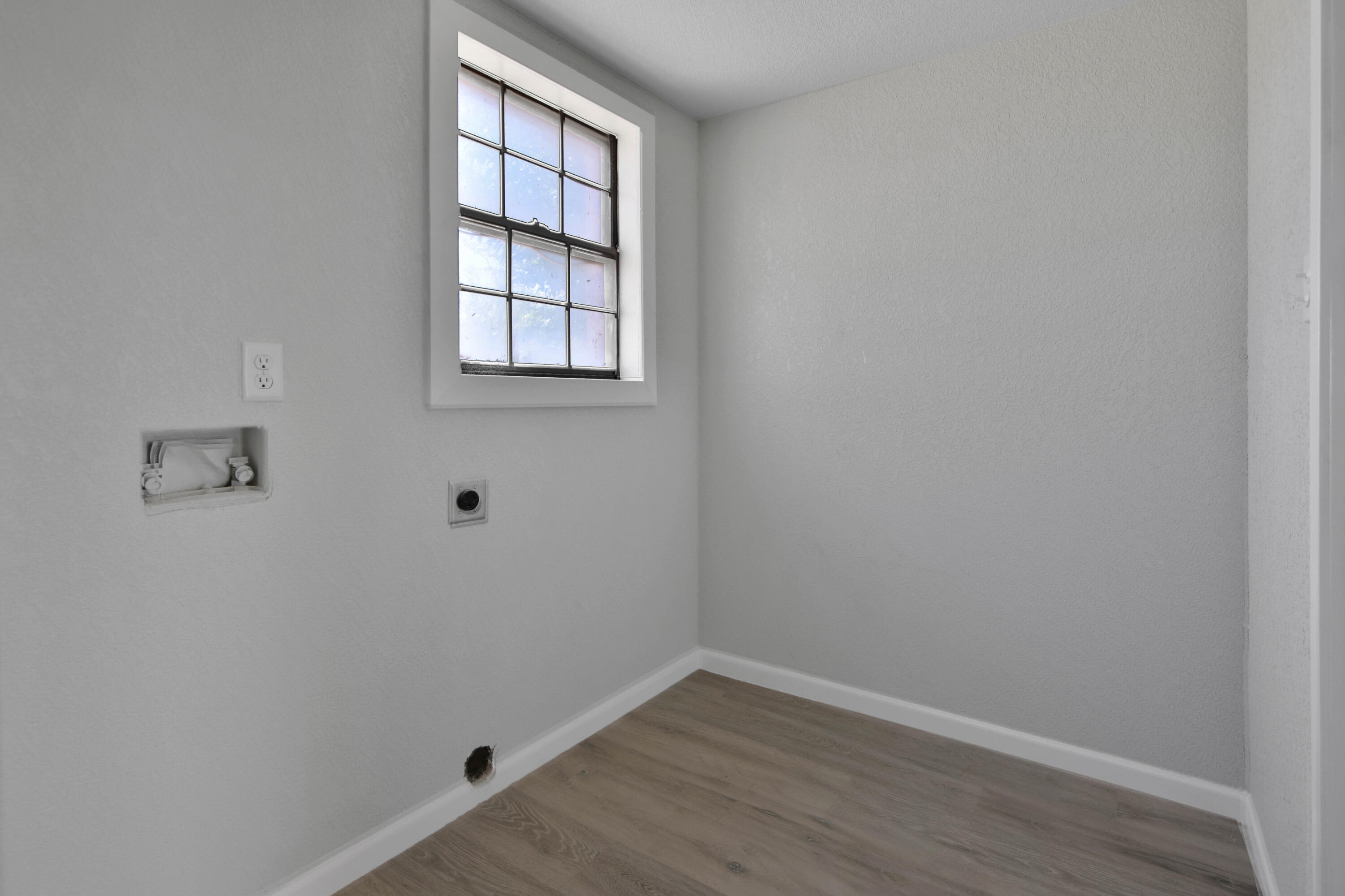 312 North Avenue R Lubbock, TX 79415 - Photo 14 of 26 IMG_9830