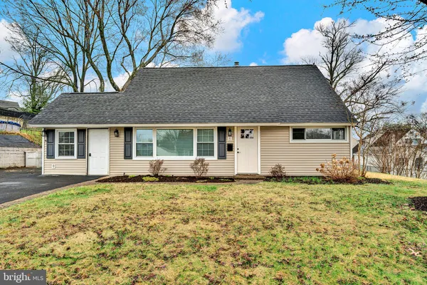 $465,000 | 6 Unity Turn, Levittown, PA 19056