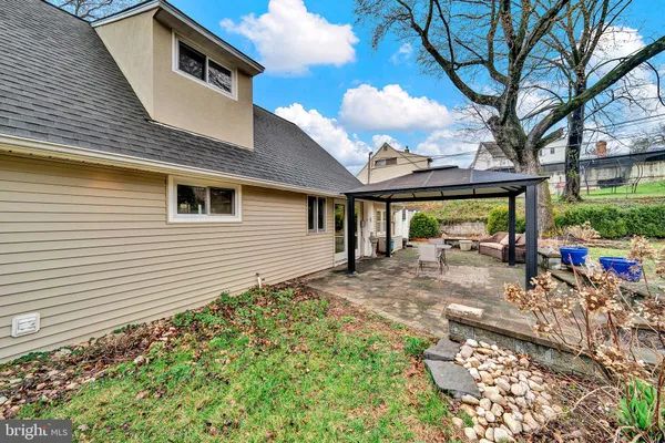$465,000 | 6 Unity Turn, Levittown, PA 19056