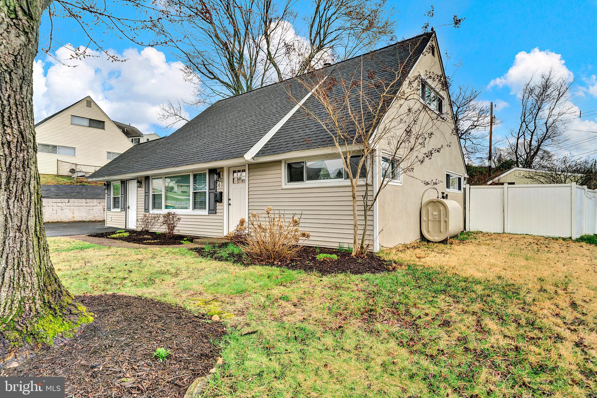 6 Unity Turn Levittown, PA 19056 - Photo 4 of 50 a view of a house with backyard and sitting area