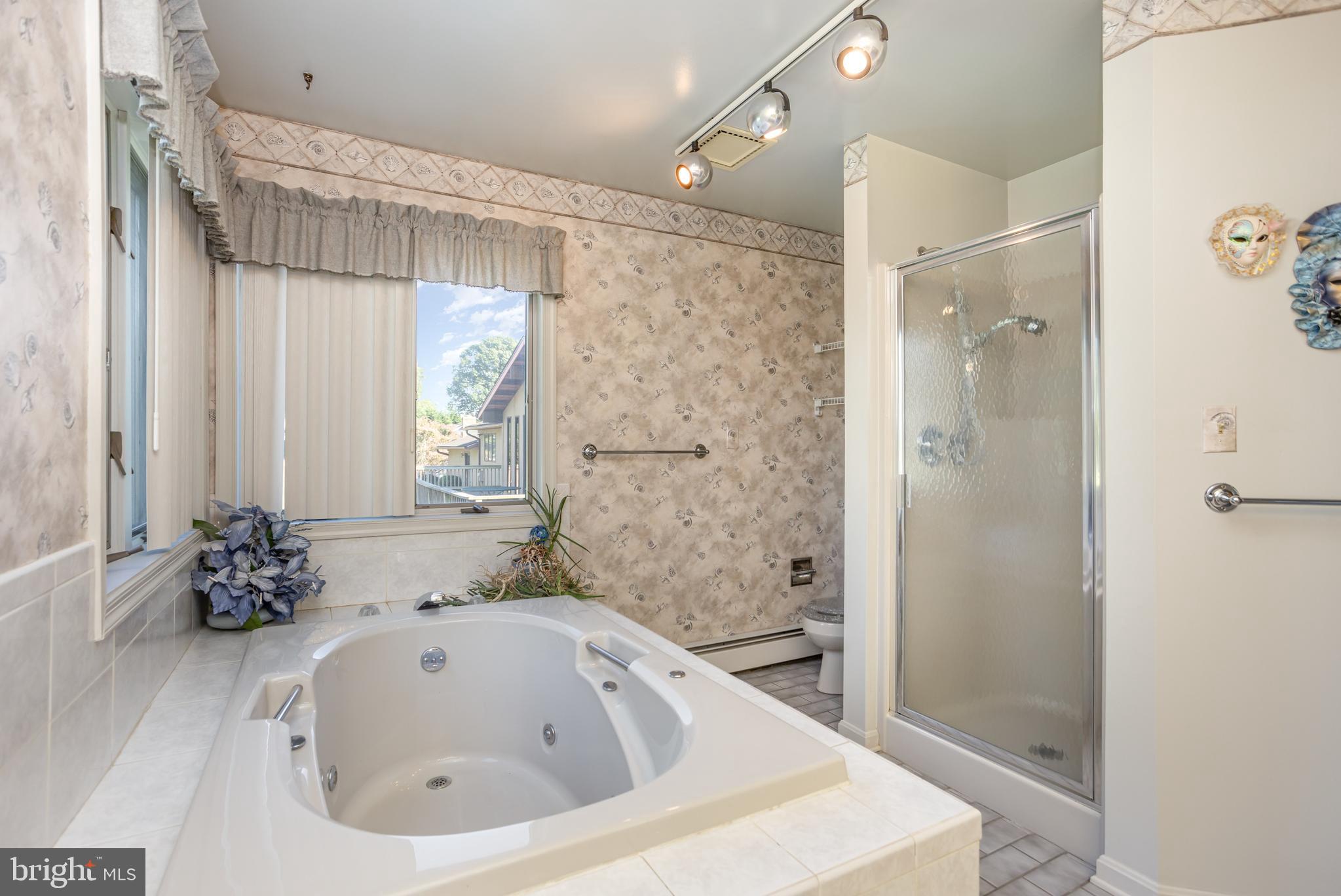 7252 Meadow Lane Baltimore, MD 21222 - Photo 23 of 80 Get ready to relax!