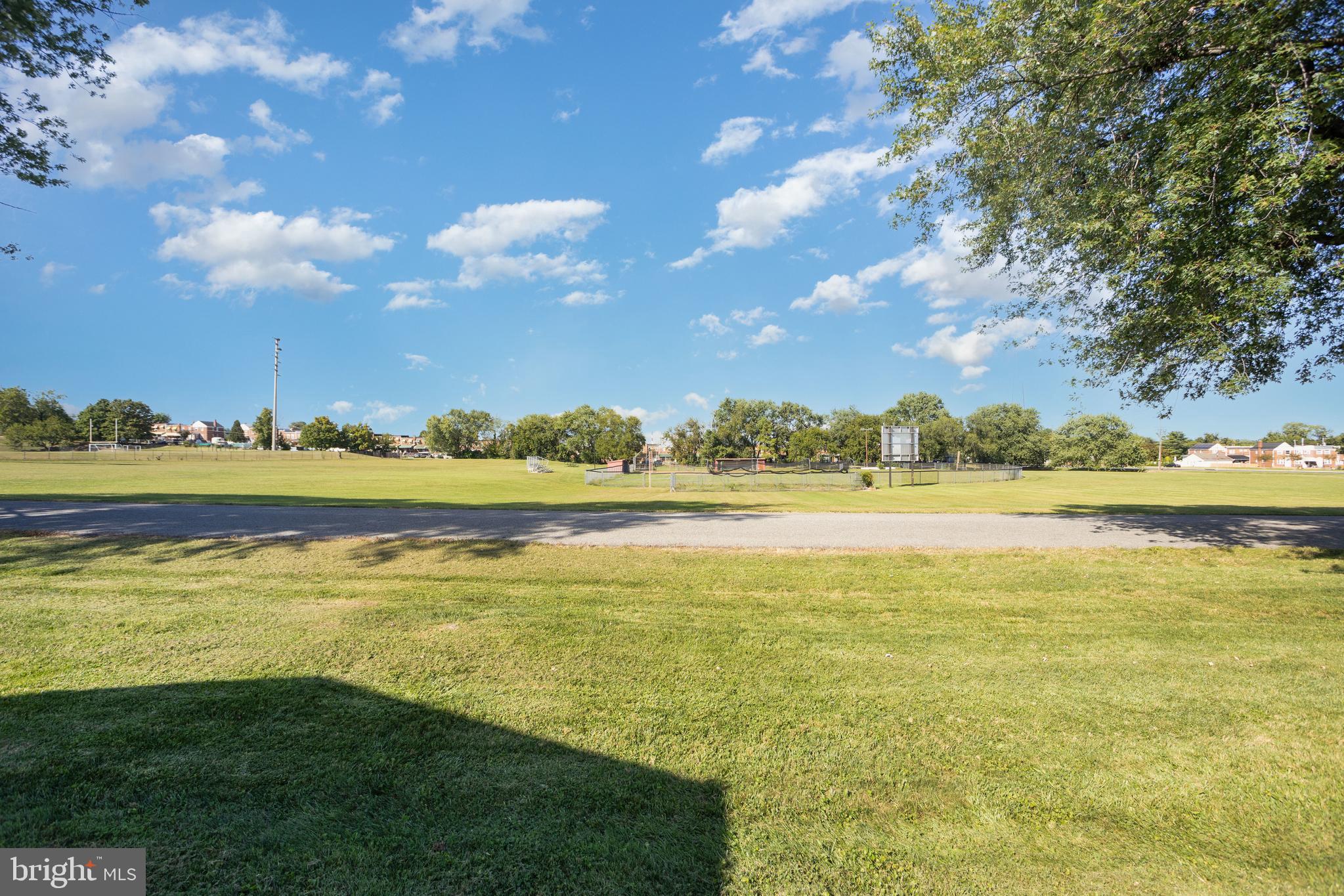7252 Meadow Lane Baltimore, MD 21222 - Photo 37 of 80 Outside of back fence