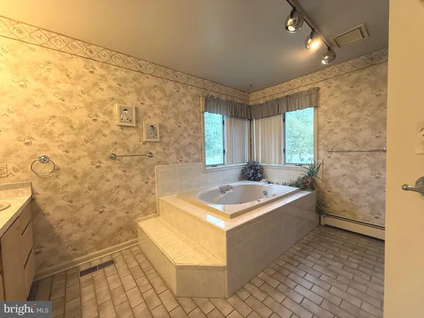 $559,999 | 7252 Meadow Lane, Baltimore, MD 21222