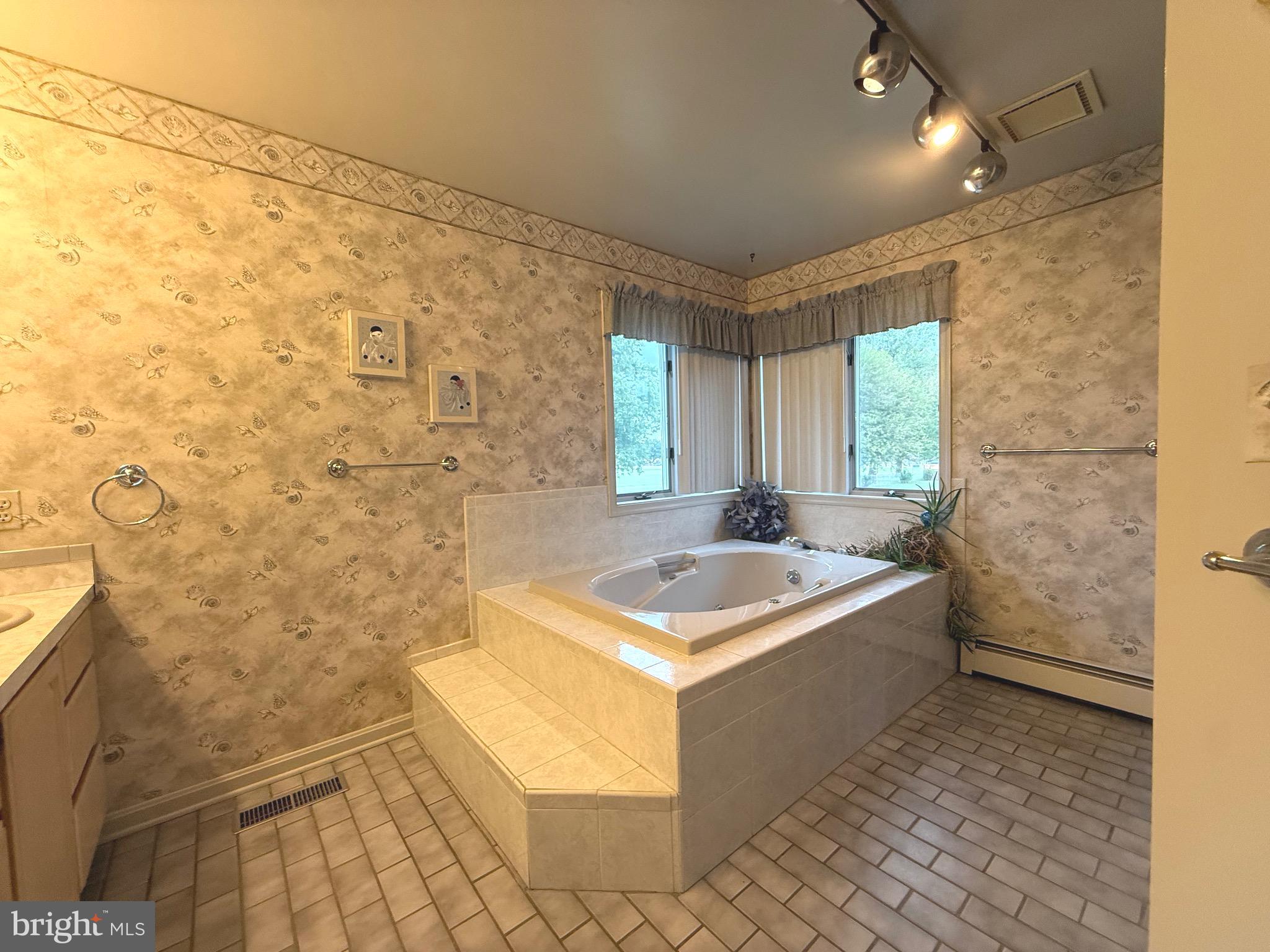 7252 Meadow Lane Baltimore, MD 21222 - Photo 68 of 80