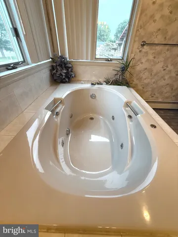 $575,000 | 7252 Meadow Lane, Baltimore, MD 21222