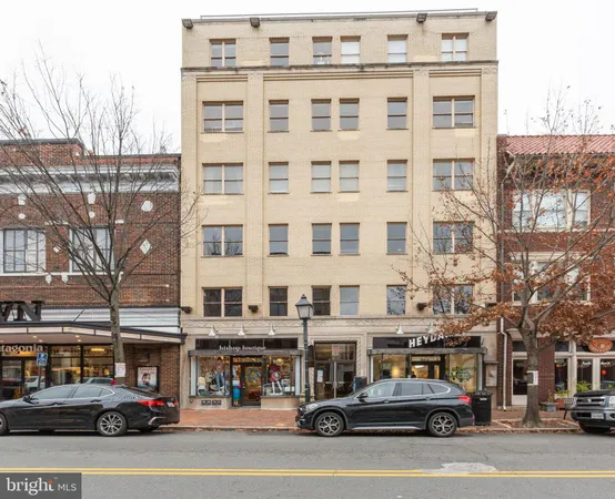 $2,750 | 815 King Street, Unit 4E, Alexandria, VA 22314