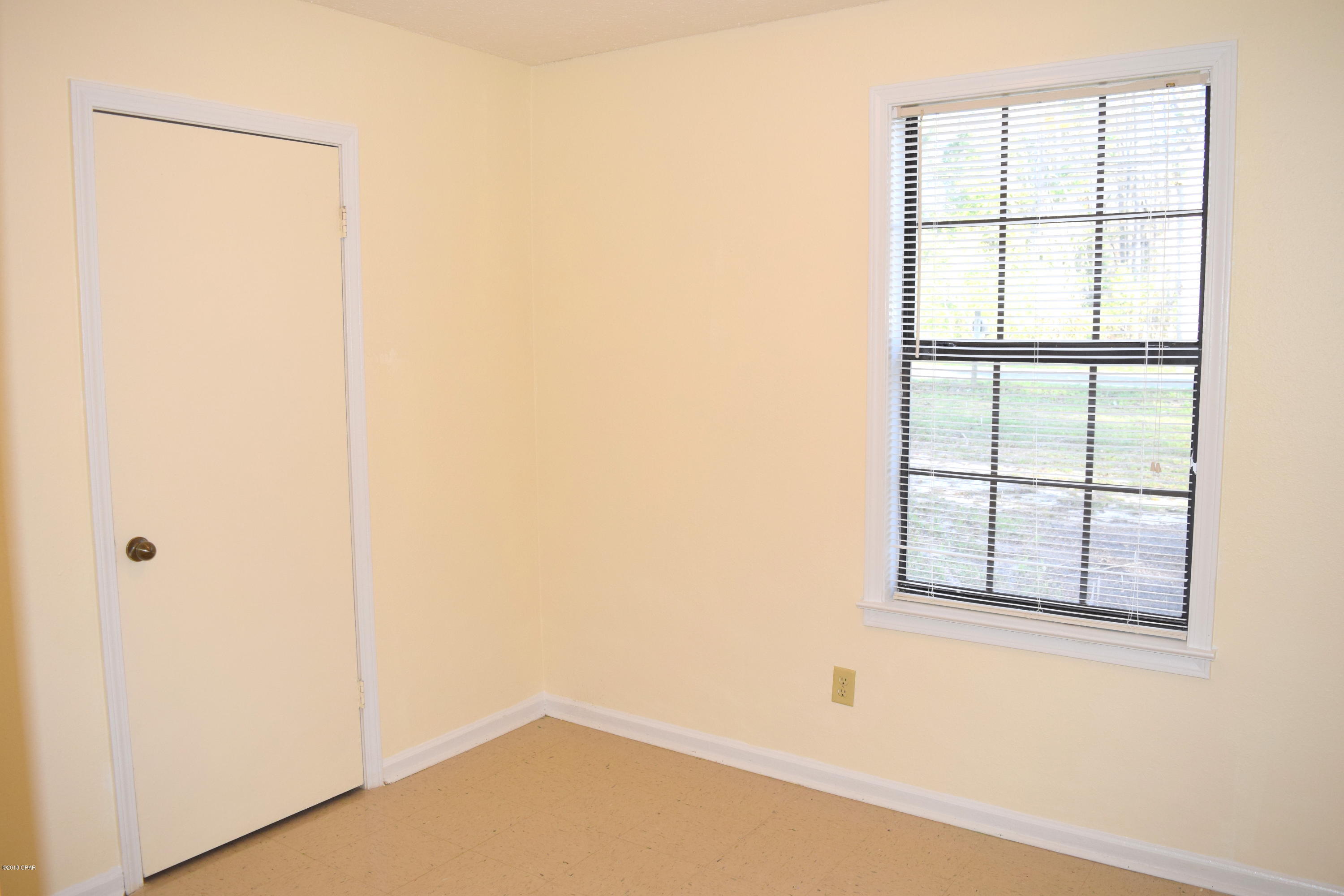 1357 Old Bonifay Road Chipley, FL 32428 - Photo 7 of 14 Gallery Image 7