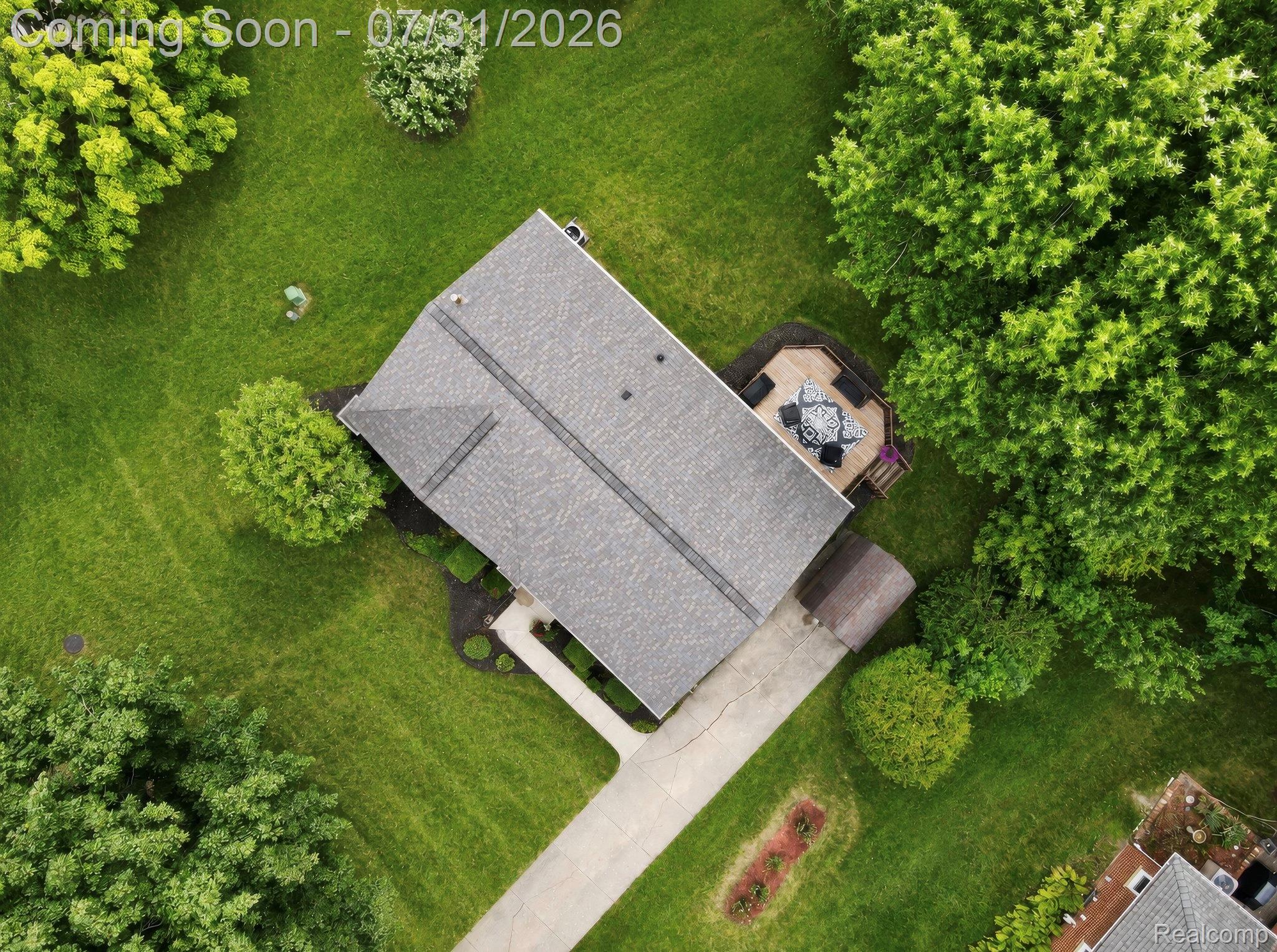 835 Bolinger Street Rochester, MI 48307 - Photo 31 of 33 Roof 2013