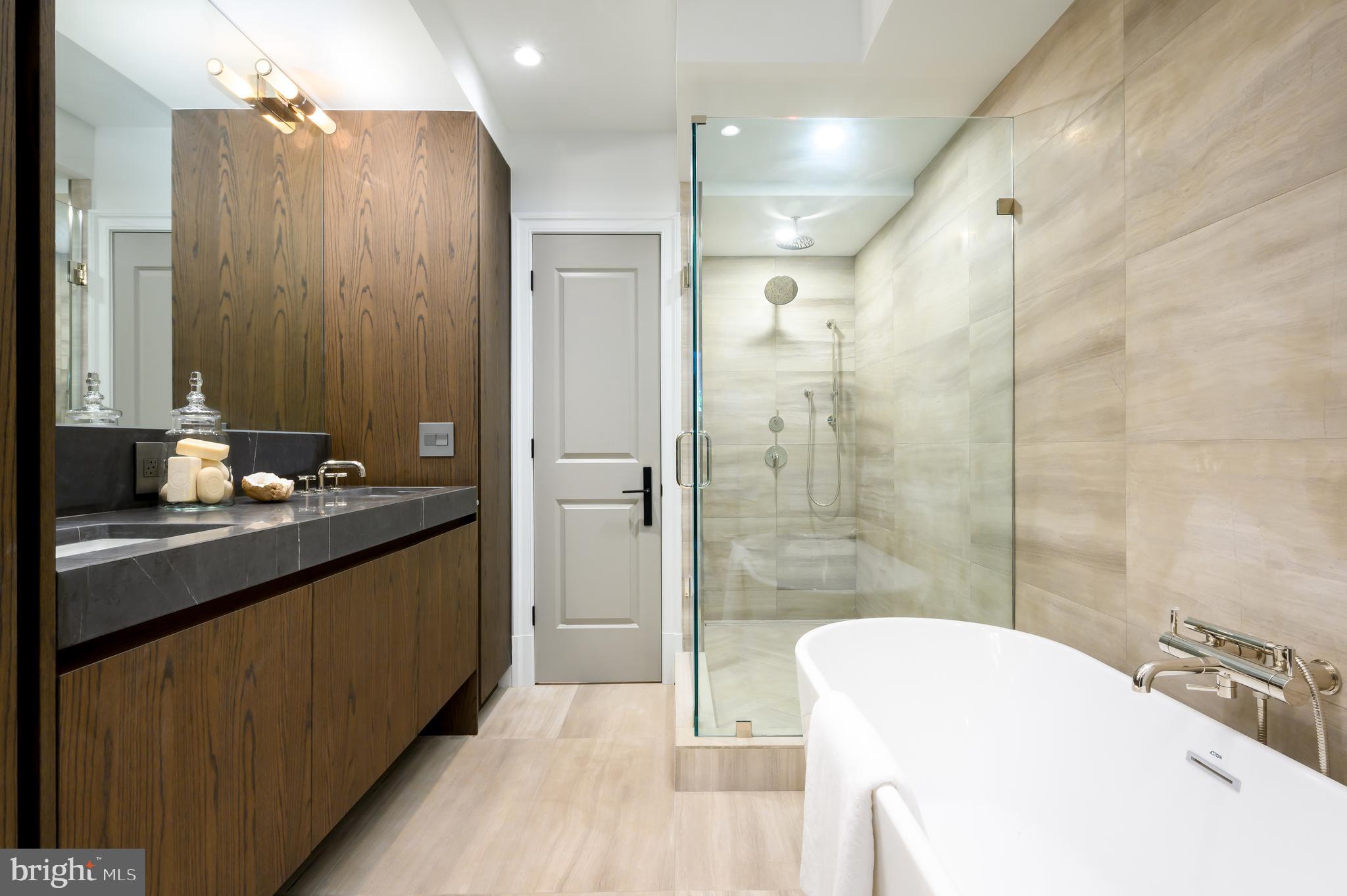 1829 Kalorama Road Northwest, Unit 3 Washington, DC 20009 - Photo 14 of 26