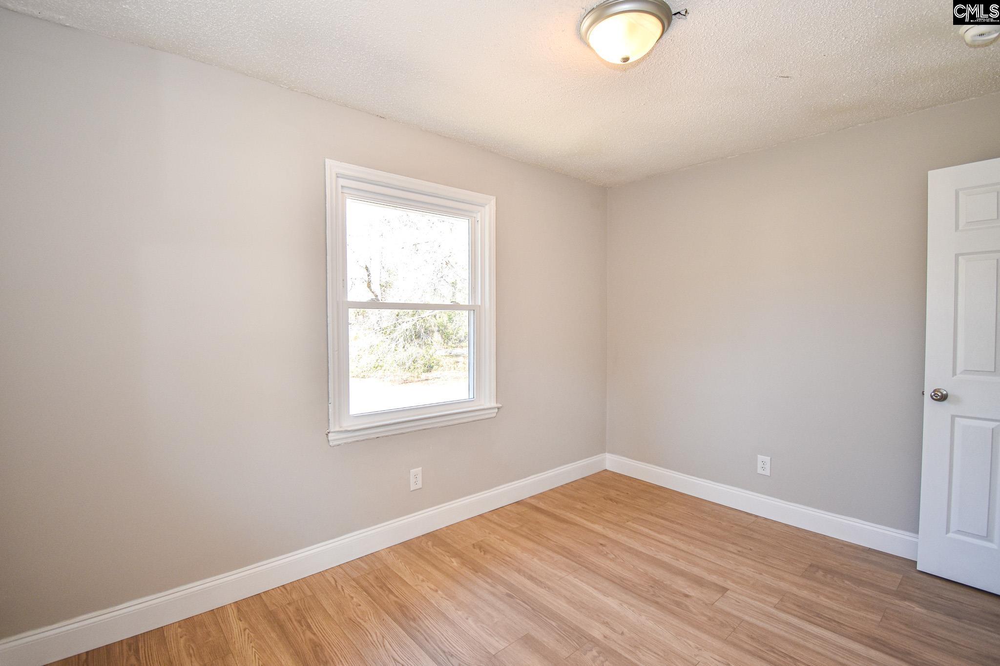 5400 Pinestraw Road Columbia, SC 29206 - Photo 15 of 39