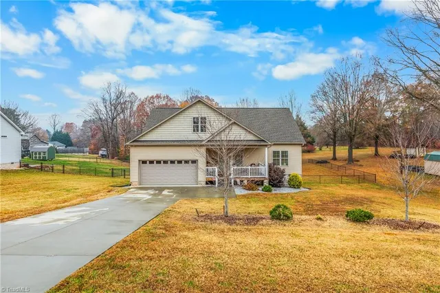 $385,000 | 1880 Chestnut Grove Road, King, NC 27021