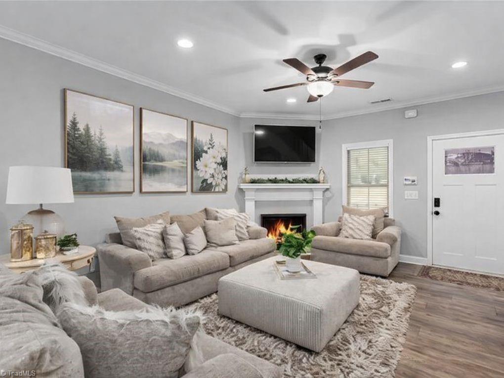 1880 Chestnut Grove Road King, NC 27021 - Photo 7 of 35