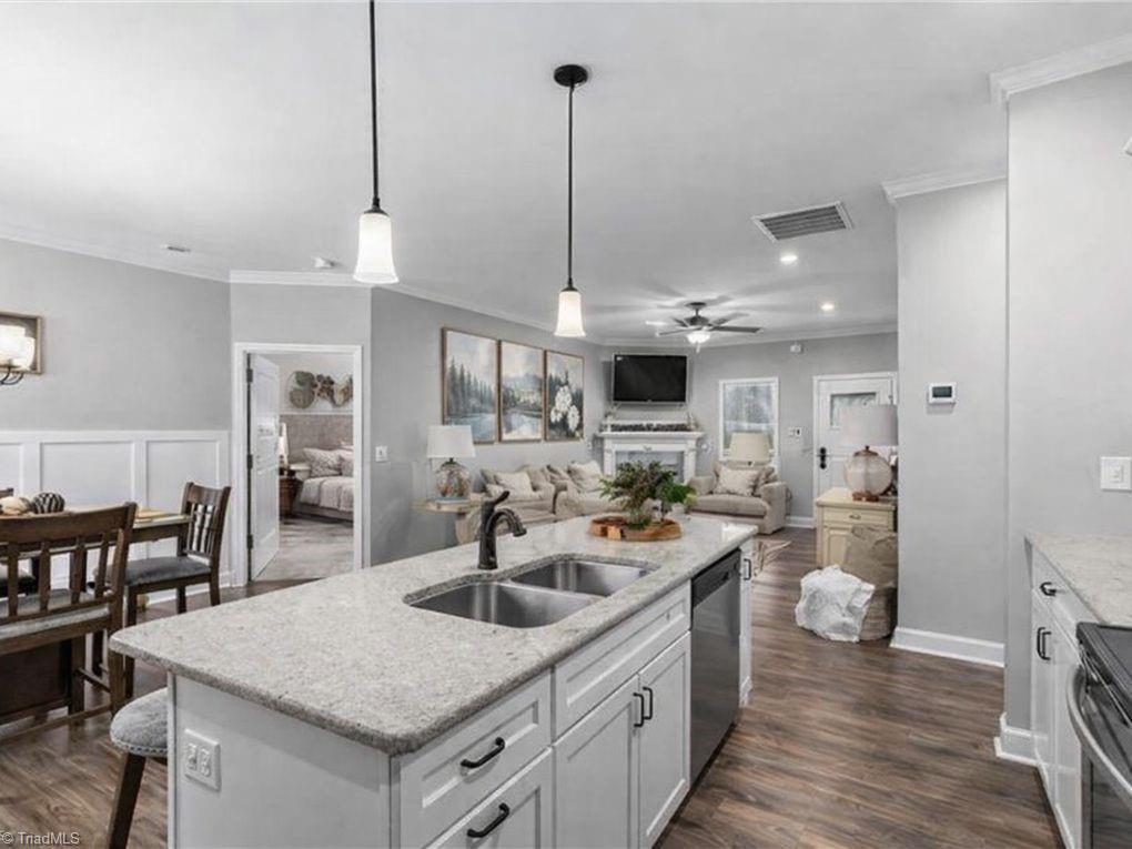 1880 Chestnut Grove Road King, NC 27021 - Photo 8 of 35