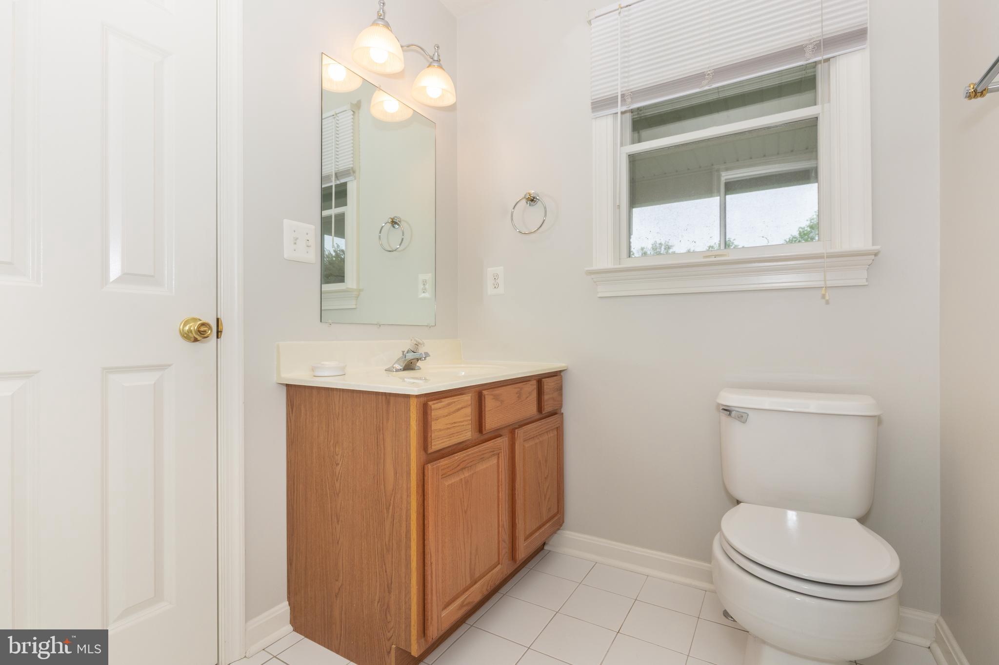 969 Bachmans Valley Road Westminster, MD 21157 - Photo 28 of 54 Powder room w/dual access