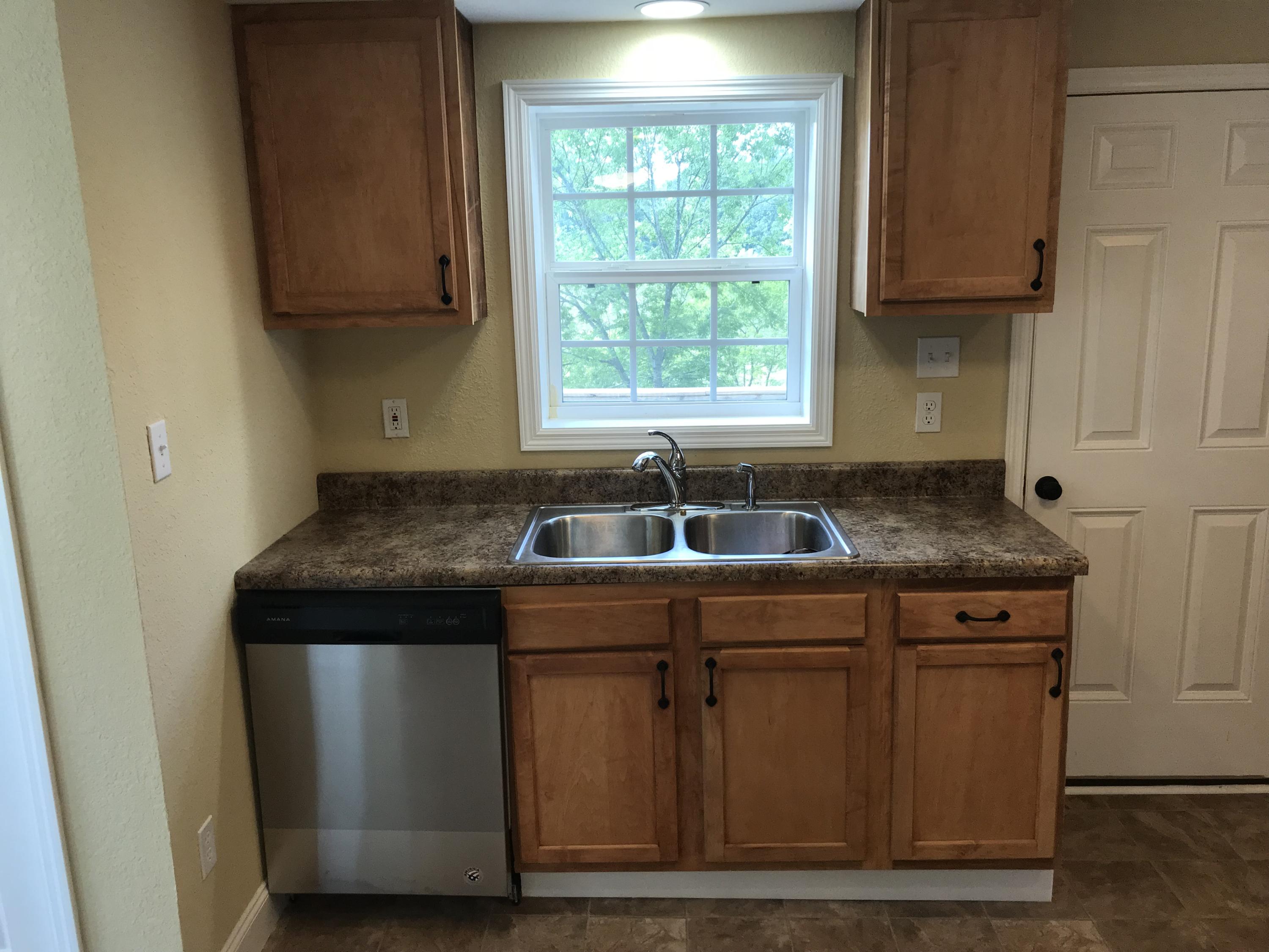 9112 Vonore Road Loudon, TN 37774 - Photo 7 of 23 Kitchen