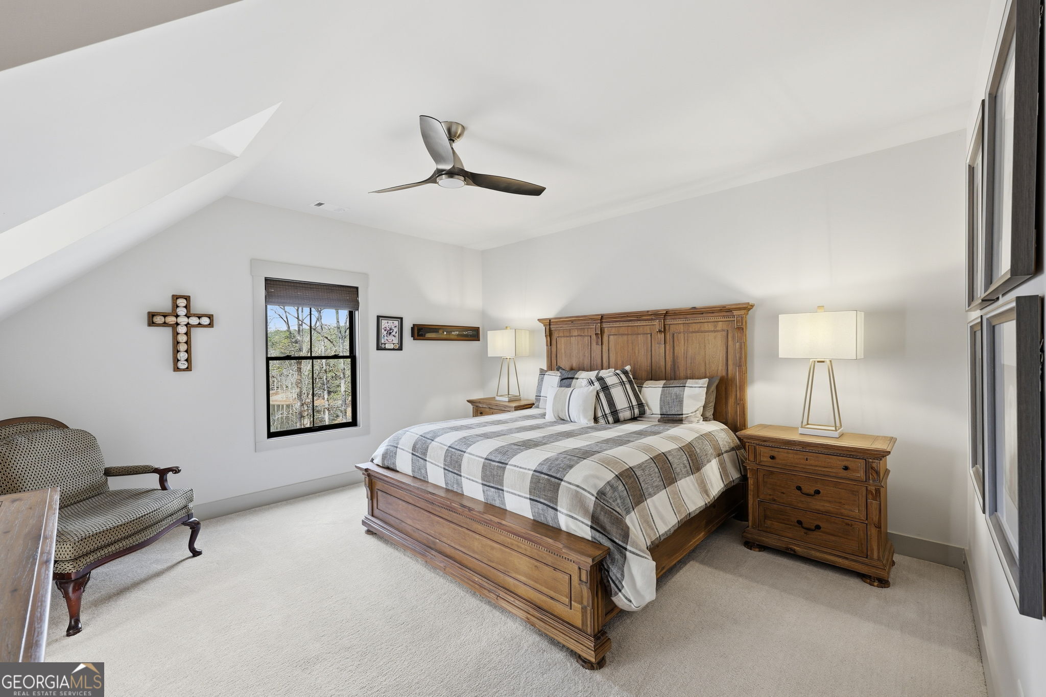 1282 Dean Hill Road Southeast Monroe, GA 30655 - Photo 55 of 58 a bedroom with a bed and a desk