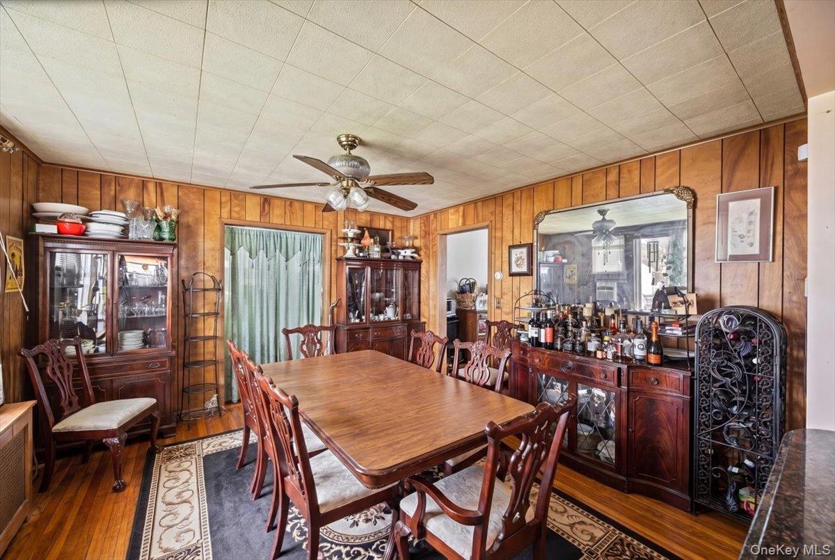 27 Faneuil Place New Rochelle, NY 10801 - Photo 12 of 34