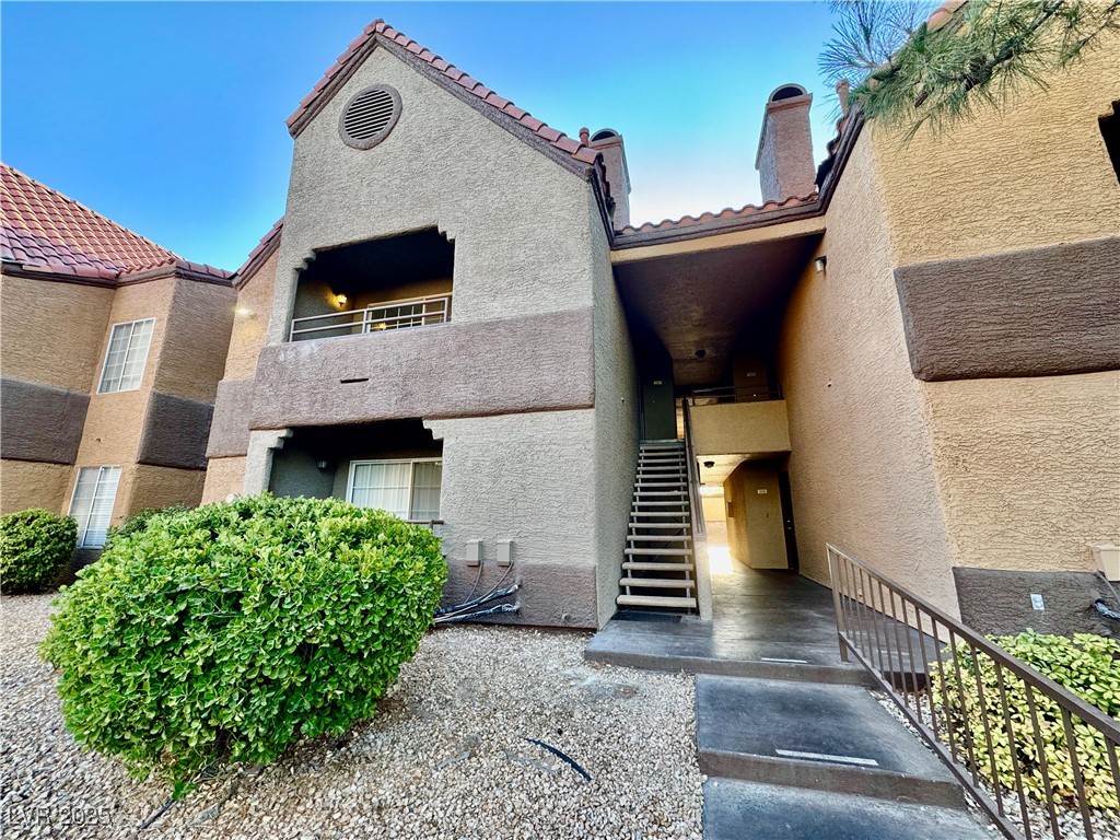 2200 South Fort Apache Road, Unit 2017 Las Vegas, NV 89117 - Photo 2 of 32