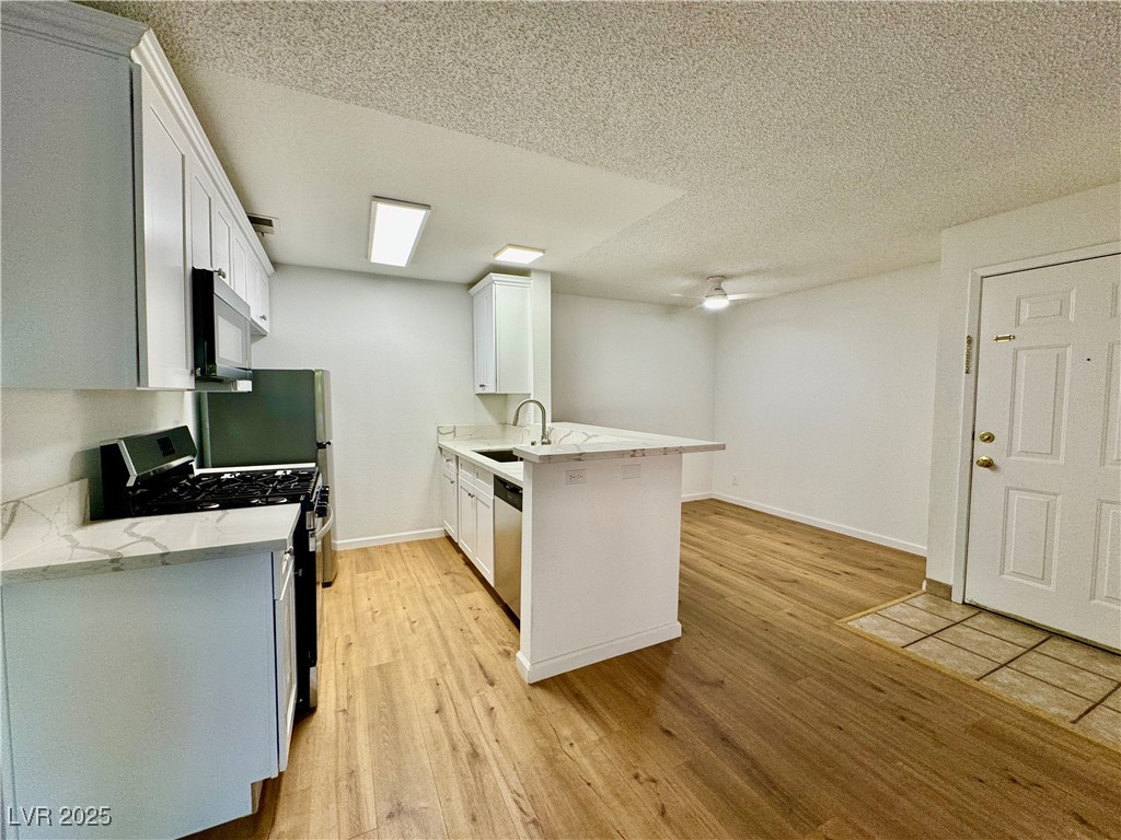 2200 South Fort Apache Road, Unit 2017 Las Vegas, NV 89117 - Photo 4 of 32