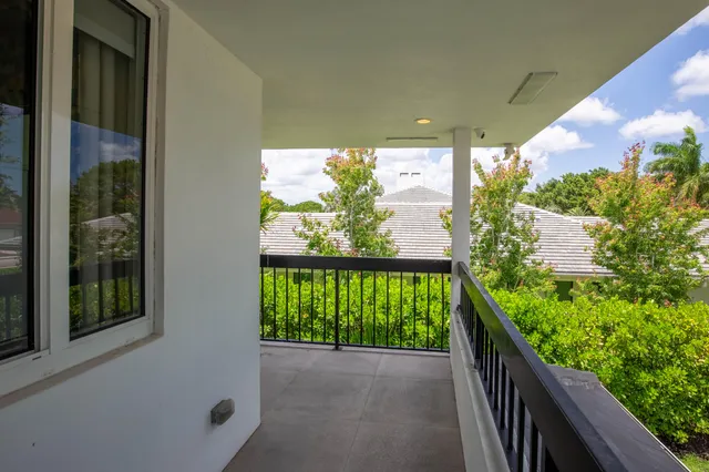 $6,780,000 | 2771 Long Meadow Drive, Wellington, FL 33414